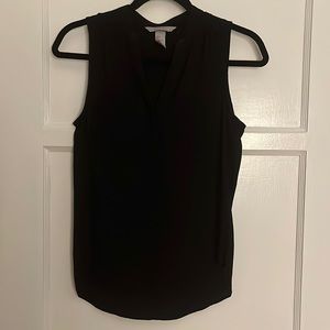 H&M sleeveless blouse